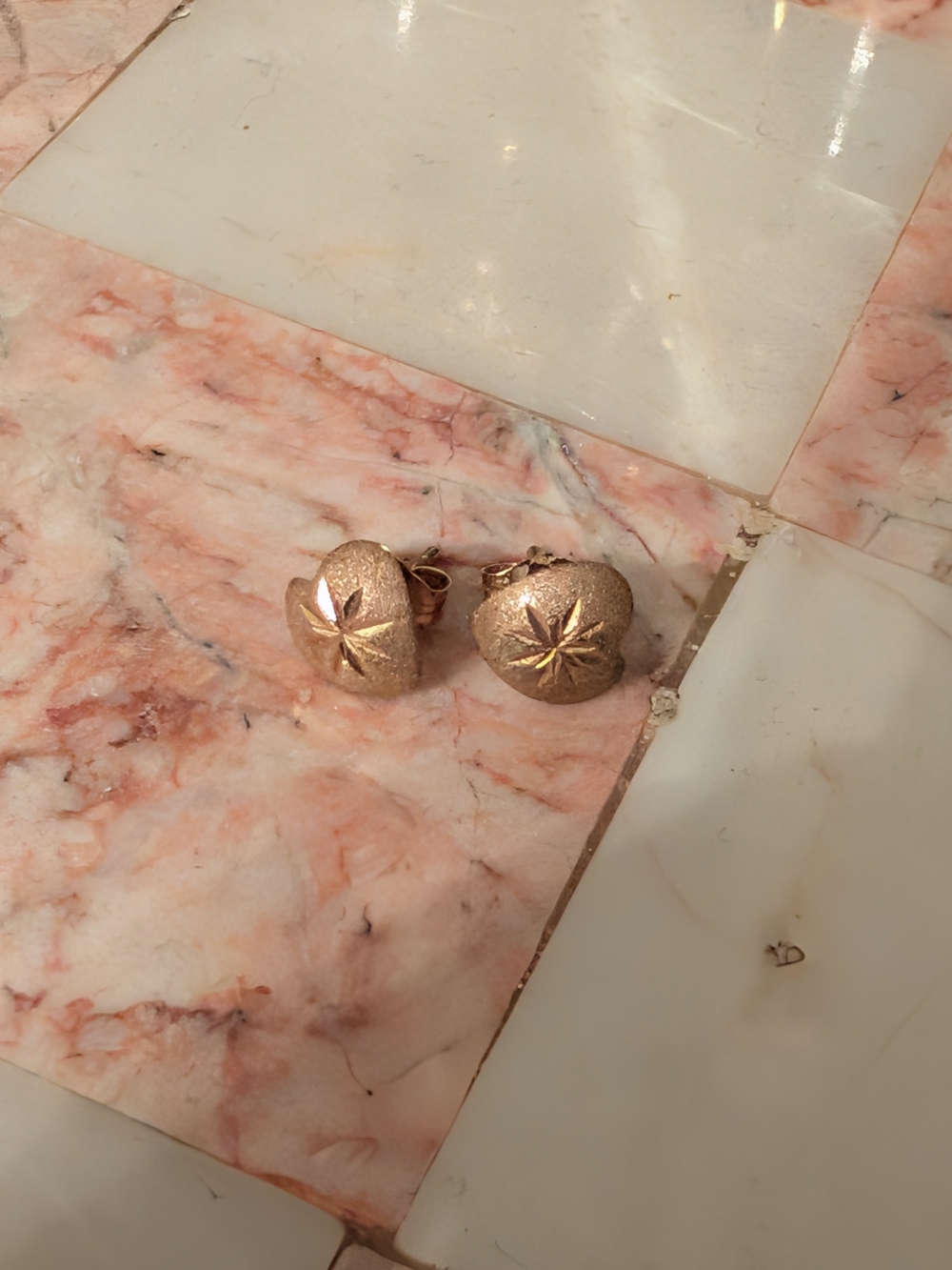9k Starburst Heart Stud Earrings - Women Jewelry